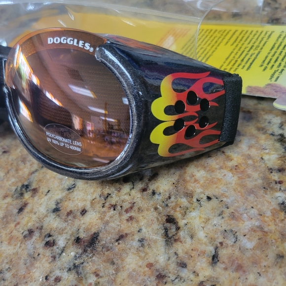 New Racing Flames Black Frame Doggles with Blue Lens - XLargre - Picture 1 of 5